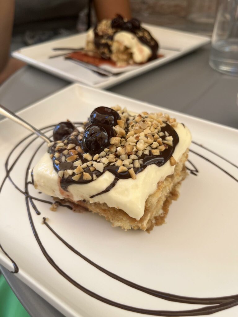 100 Tiramisu